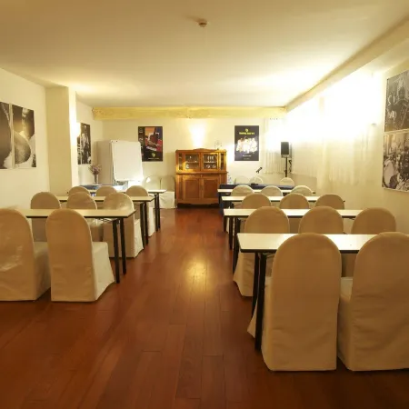 Deco Hotel