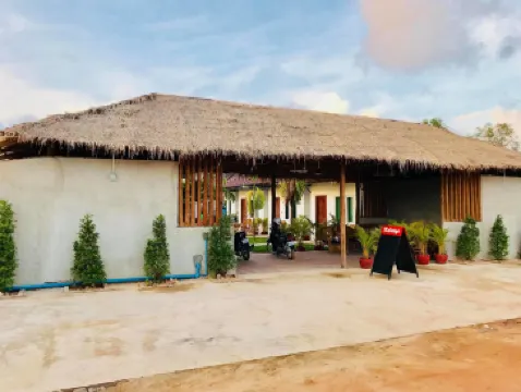 拉克什米平房酒店