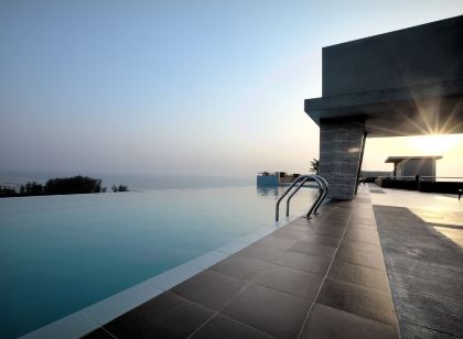 Neeshorgo Hotel & Resort