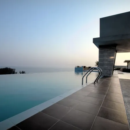 Neeshorgo Hotel & Resort