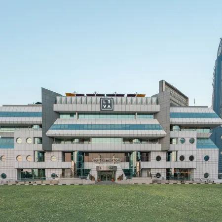 Leva Hotel and Suites, Mazaya Centre