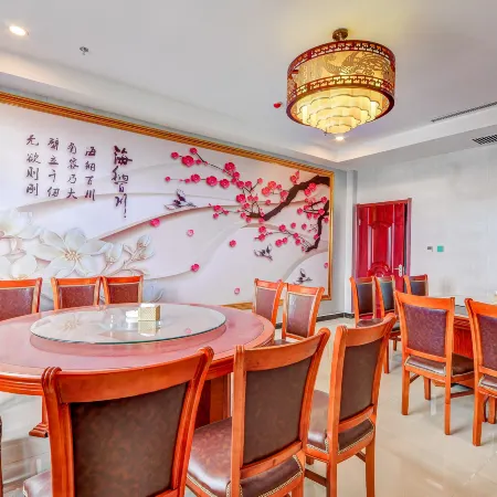 Elan Hotel