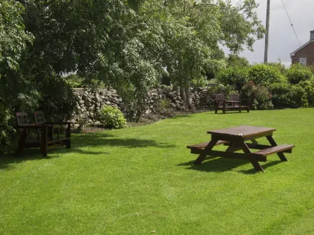 Springlawn Отели в г. Treanlaur