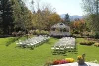 Summit Lodge