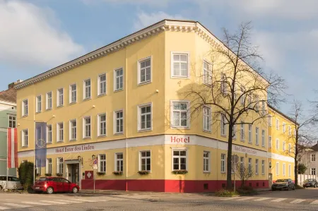 Hotel Unter den Linden Отели в г. Кремс-на-Дунае