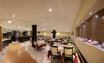 Hotel 5 VIE - Housity
