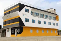 Hotel Crucero Hotel a 