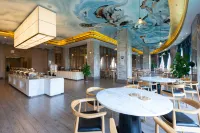 Royal Four Seasons Hotel