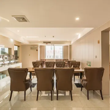 Suji Hotel