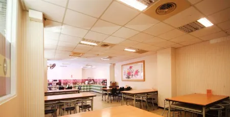 Yipinyuan Hotel