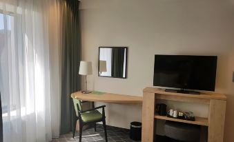Hampton by Hilton Antwerp Central Station