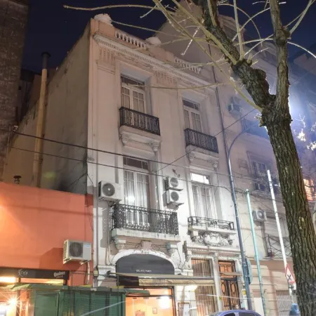 Voyage Recoleta Hostel