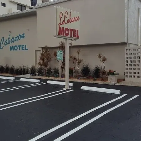 Le Cabanon Motel