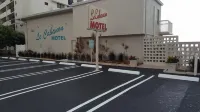 Le Cabanon Motel - Motels