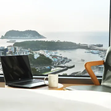 Mstay Hotel Отели рядом с достопримечательностью «Водопад Вонан»