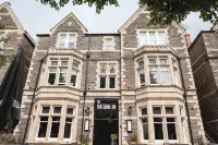 Pontcanna Inn Hotels near Sophia Gardens