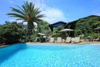 Lodge de Charme A Cheda Hotels in Bonifacio