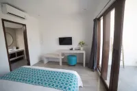 Jago Gili Air Hotels near Bangsal Beach