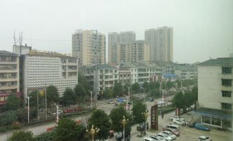 Vienna Classic Hotel (Chibi Zhongcheng Guoji)