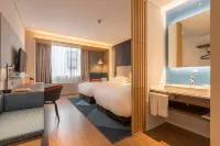 Holiday Inn Express Shijiazhuang High-Tech Zone Hotels near Shijiazhuang Liberation Memorial Hall