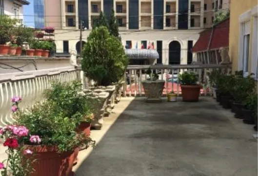 塔夫的小房子公寓