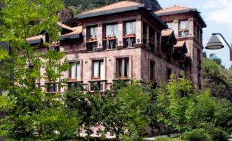 Tufenkian Avan Dzoraget Hotel - Housity