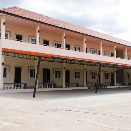 The Phant Hotel