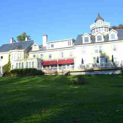 Captain Nickels Inn Hotel Exterior