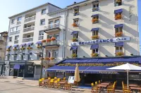 Hôtel le Square Hotels in Mur-de-Barrez