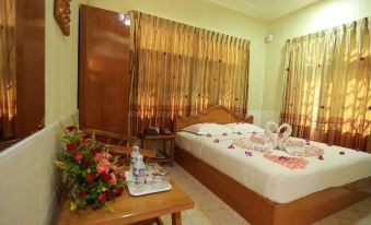 Hotel Shwe Pyi Tan