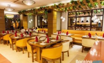 Sangai Continental (The Boutique Hotel)