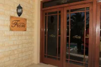 Fiori Hotel Các khách sạn gần Paleokastritsa
