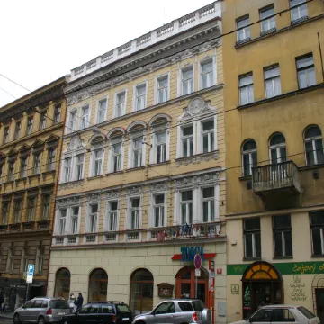 EA Hotel Tosca Отели рядом с достопримечательностью «Жижков»