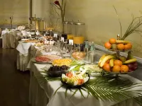 Alpi Hotel Hotels near San Silvestro in Capite