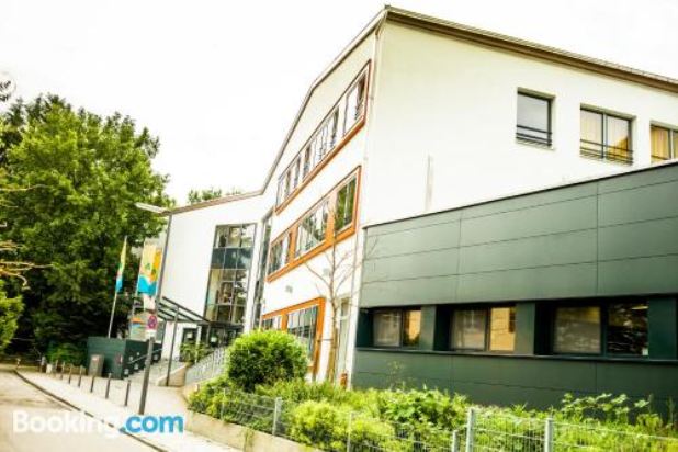 HI Munich Park Youth Hostel-Munich Updated 2022 Room Price-Reviews & Deals  | Trip.com