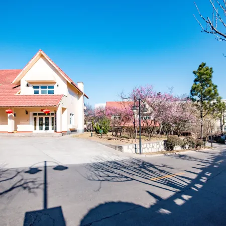 Longshan Hotel Отели в г. Шэсянь