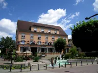 Hôtel Restaurant le Bristol Hotels in Cleebourg