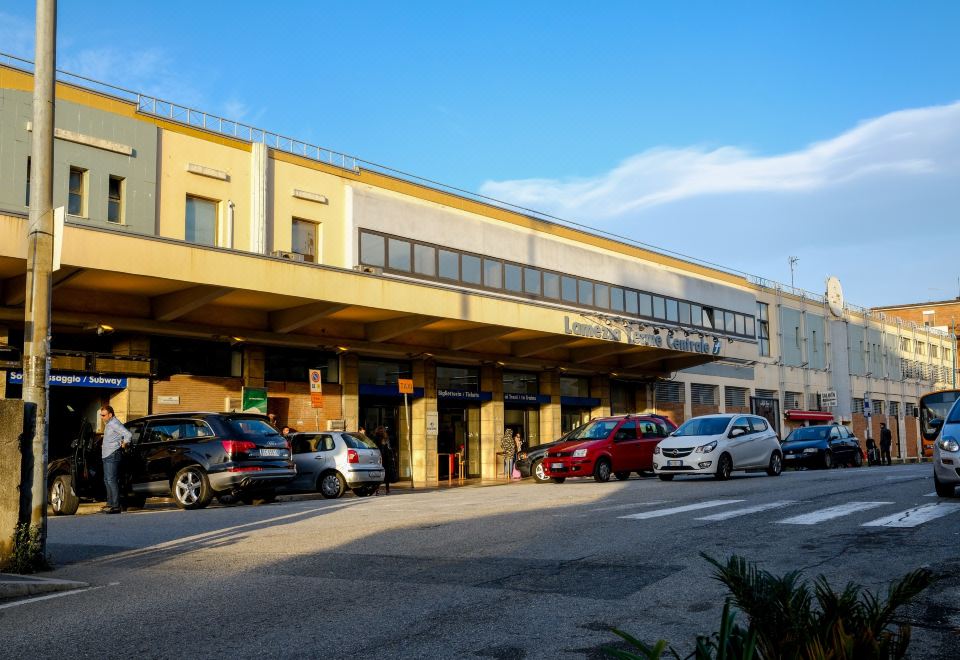 Christchurch Golpe fuerte Dormido Guest House Lamezia Airport - Valutazioni di hotel 3 stelle a Lamezia Terme Christchurch Golpe fuerte Dormido Guest House Lamezia Airport - Valutazioni di hotel 3 stelle a Lamezia Terme