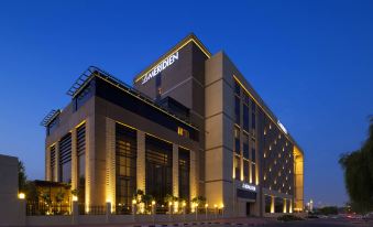 Le Meridien Dubai Hotel, Royal Club & Conference Centre
