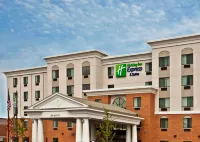 Holiday Inn Express & Suites CHICAGO WEST-O'HARE ARPT AREA by IHG Hotels in Broadview