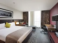 ホリデイ イン ブリストル シティ センター by IHG コタム周辺のホテル