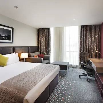 Holiday Inn BRISTOL CITY CENTRE by IHG Отели рядом с достопримечательностью «Стадион «Аштон Гейт»»