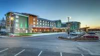 Holiday Inn & Suites Bellingham Hotels near Whatcom Community College