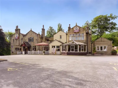 Travelodge Keighley Hotel Hotels near Oxenhope Station - Keighley & Worth Valley Railway