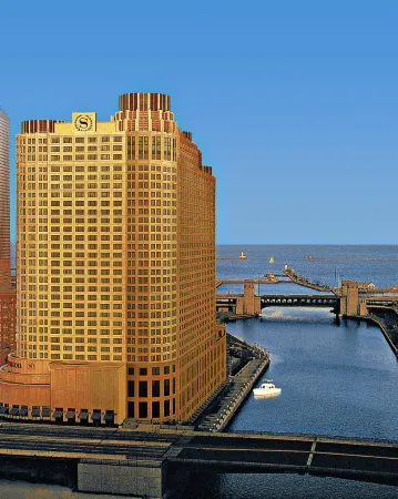 Sheraton Grand Chicago Riverwalk