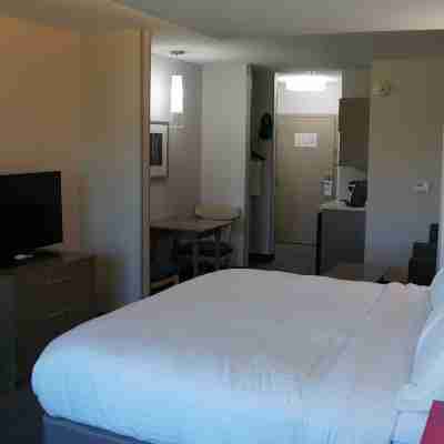 Holiday Inn Express & Suites Shippensburg Rooms