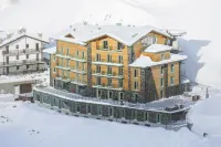 White Angel Hotel - Parking