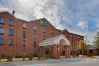 Holiday Inn Express & Suites I-95 CAPITOL BELTWAY-LARGO by IHG
