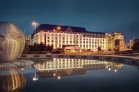 Crowne Plaza Bratislava Hotels in der Nähe von Námestie slobody