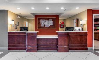 Holiday Inn Express & Suites Lantana